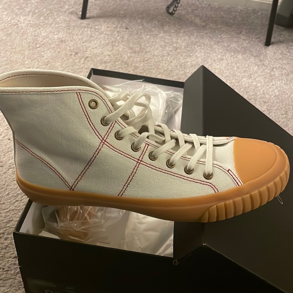 BNIB white canvas and gum sole Jcrew high Tops